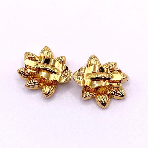 Swarovski Vintage Clip On Earrings Dazzling Crystals and Gold Tone - Picture 7 of 8